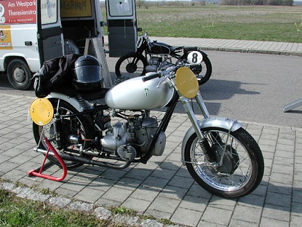 BK 350-RS 1.jpg
